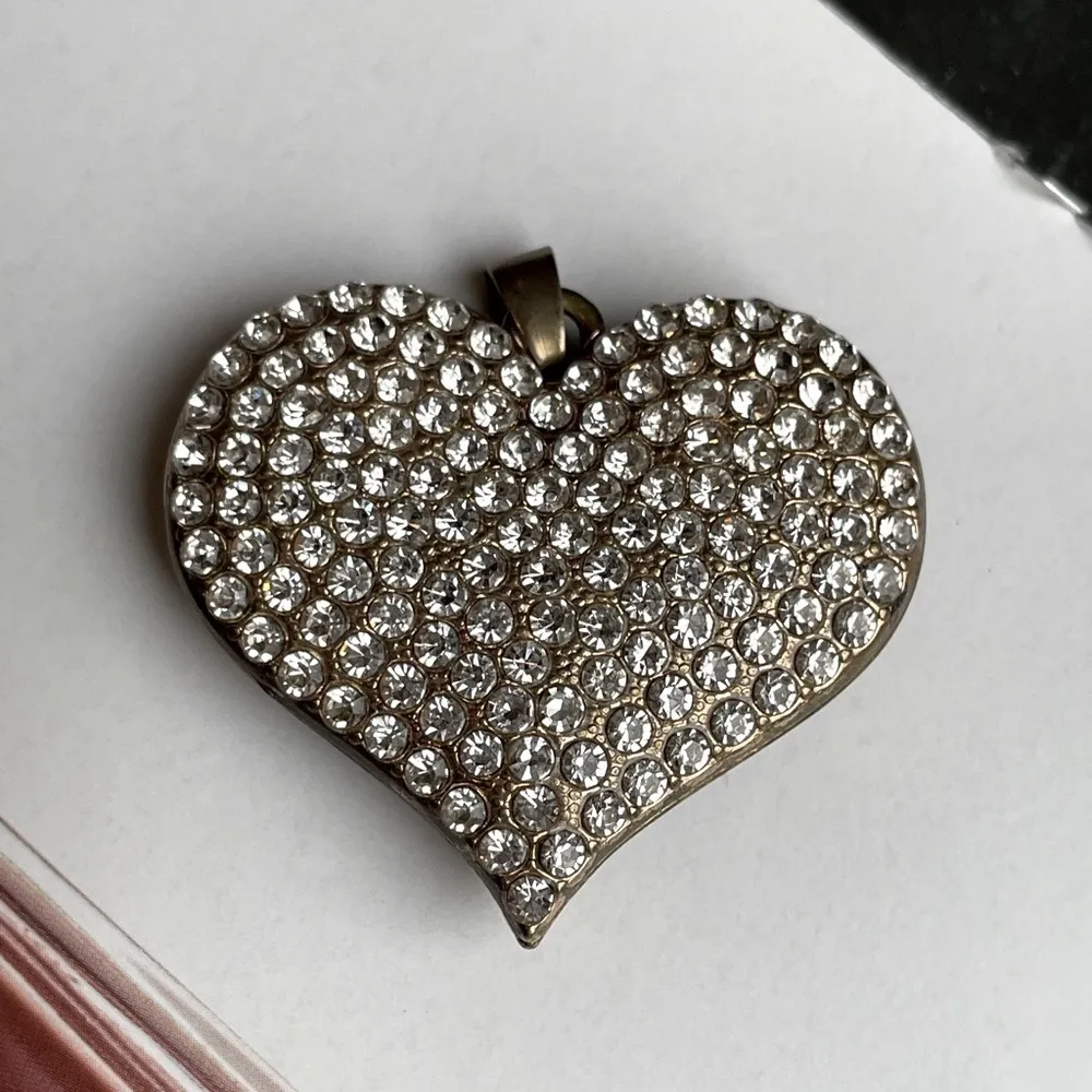 Rhinestone Diffuser Heart Pendant Silver - Image 2