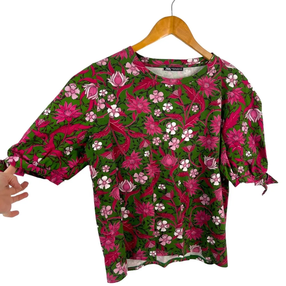 Zara Women's Floral Tie Sleeve Top Blouse Green Multicolor Puff Sleeve Size XL - Image 4