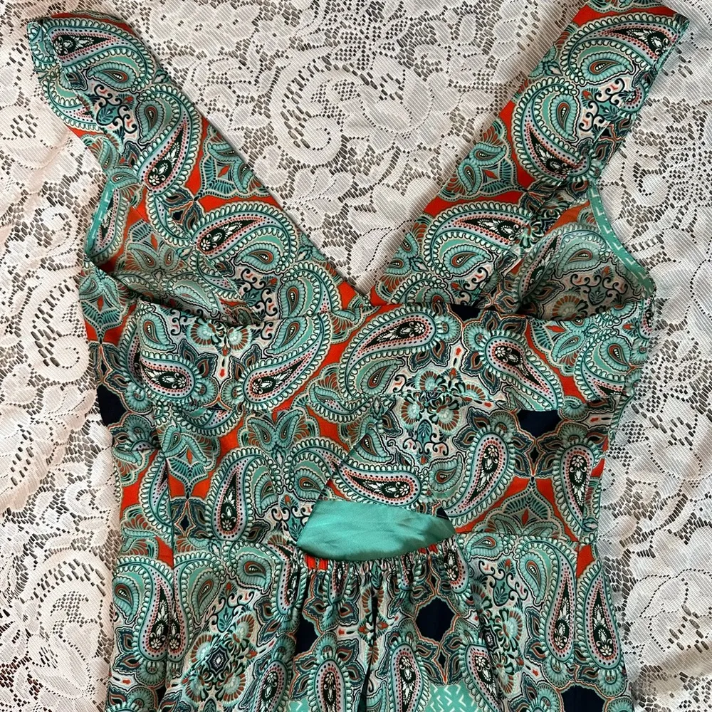 Anthropologie Maeve Size 2 Beautiful Green Dress with pleated bottom - Image 6