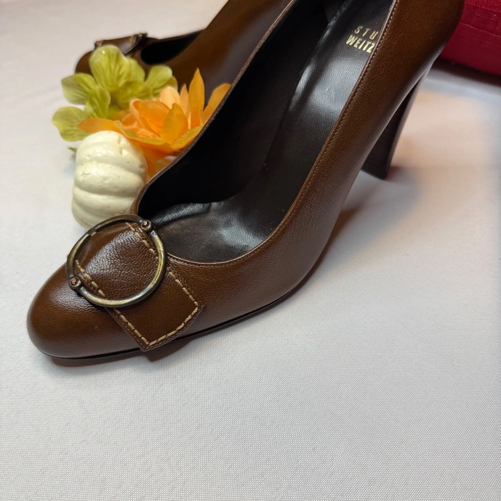 Stuart Weitzman Brown Leather Block Heel Pumps Women Size 39 Buckle Detail - Image 6