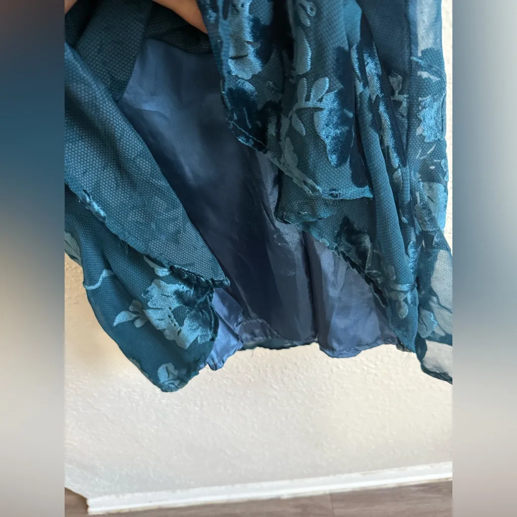 Newport News Blue V-Neck Bishop Sleeve Sundress Size 4 - Image 4