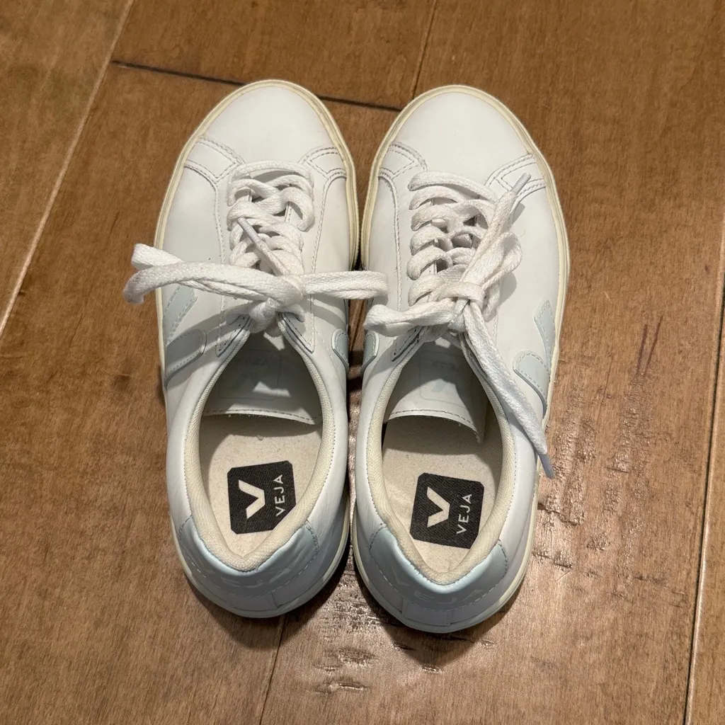 VEJA Womens Esplar Leather - White/Menthol - Image 3