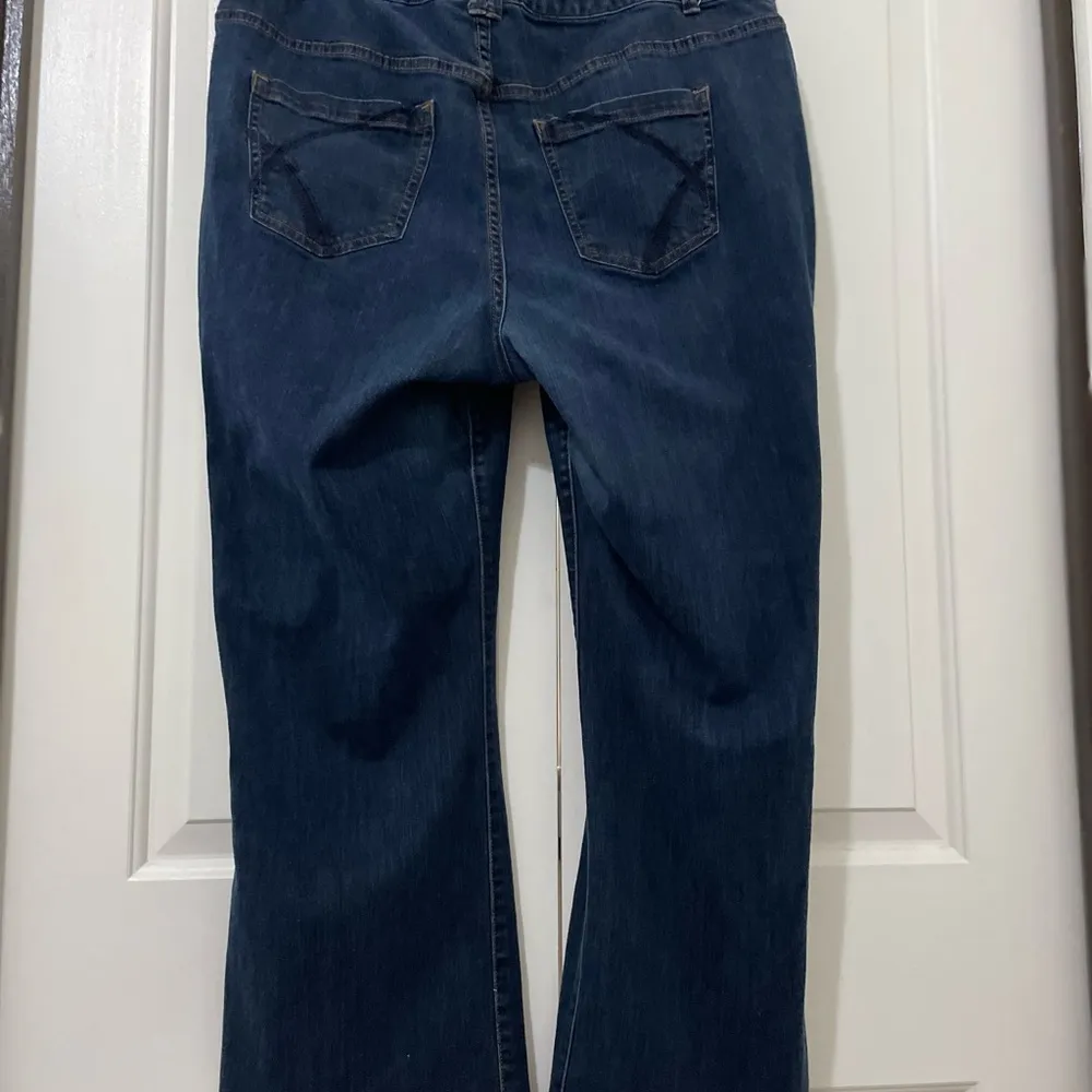 Lane Bryant Jeans Plus Size 20 Petite 20P Genius Fit Boot Cut Denim Dark Wash - Image 2