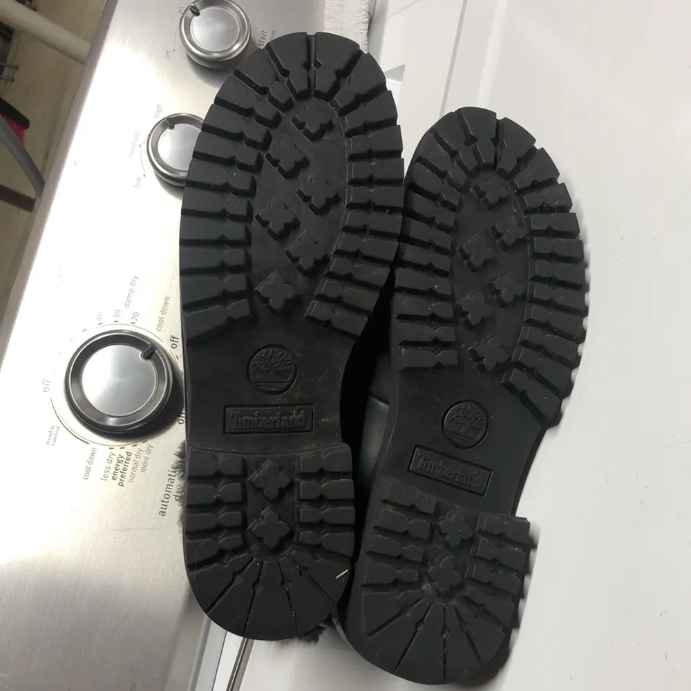 Timberland Waterproof Boots Black with Gray Fur Size 9.5 - Image 11