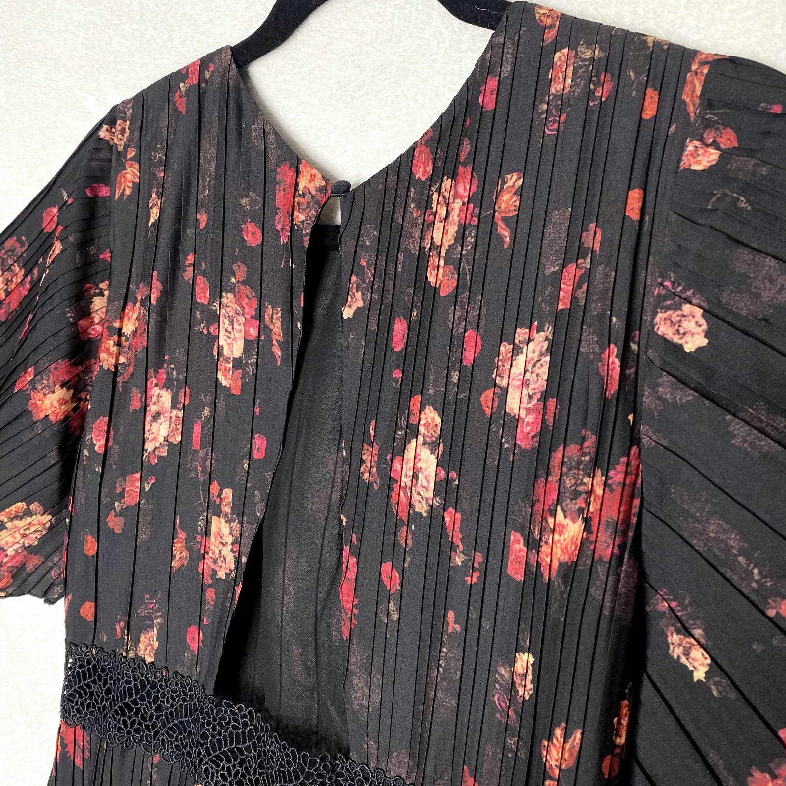 FOXIEDOX Anthropologie Biella Floral Lace Flutter Sleeve Mini Dress Size Small - Image 12