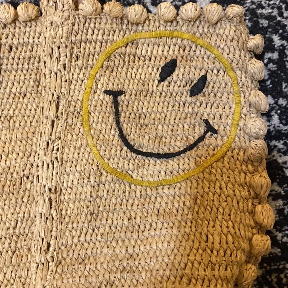 Smiley x Vanessa Bruno Cabas Straw Shoulder Bag - Image 3