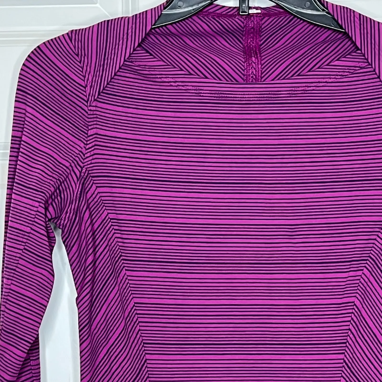 Lululemon‎ Kanto Catch Me Long Sleeve Stripe Shirt Regal Plum Naval Blue Size 4 - Image 6
