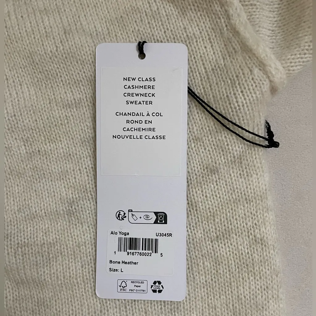 ALO Yoga NWT Unisex Wool Cashmere New Class Crewneck Sweater Bone Heather Size L - Image 8