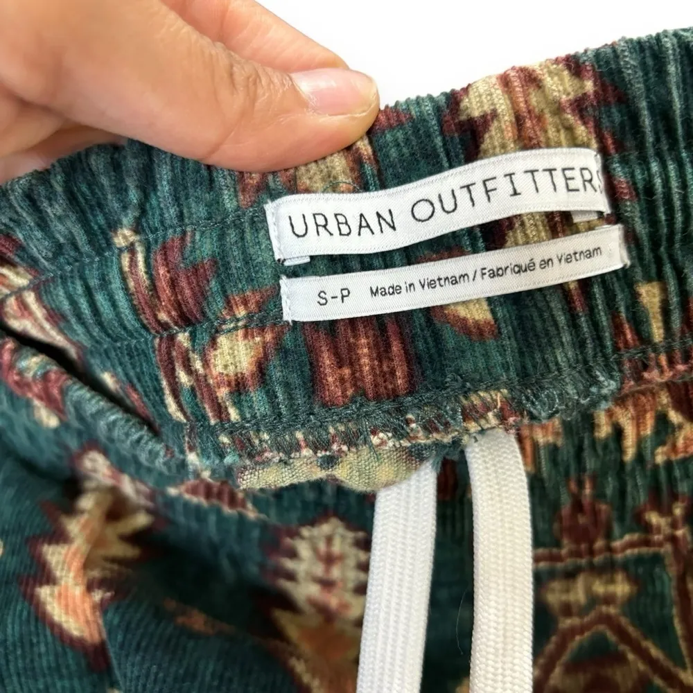 Urban Outfitters Southwestern Corduroy Penelope Joggers Bottoms - Small - Image 6