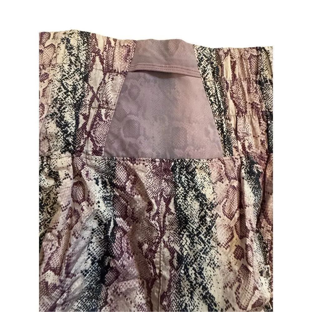 NEW Free People Movement The Way Home Shorts Sz L  in anaconda venom - Image 5