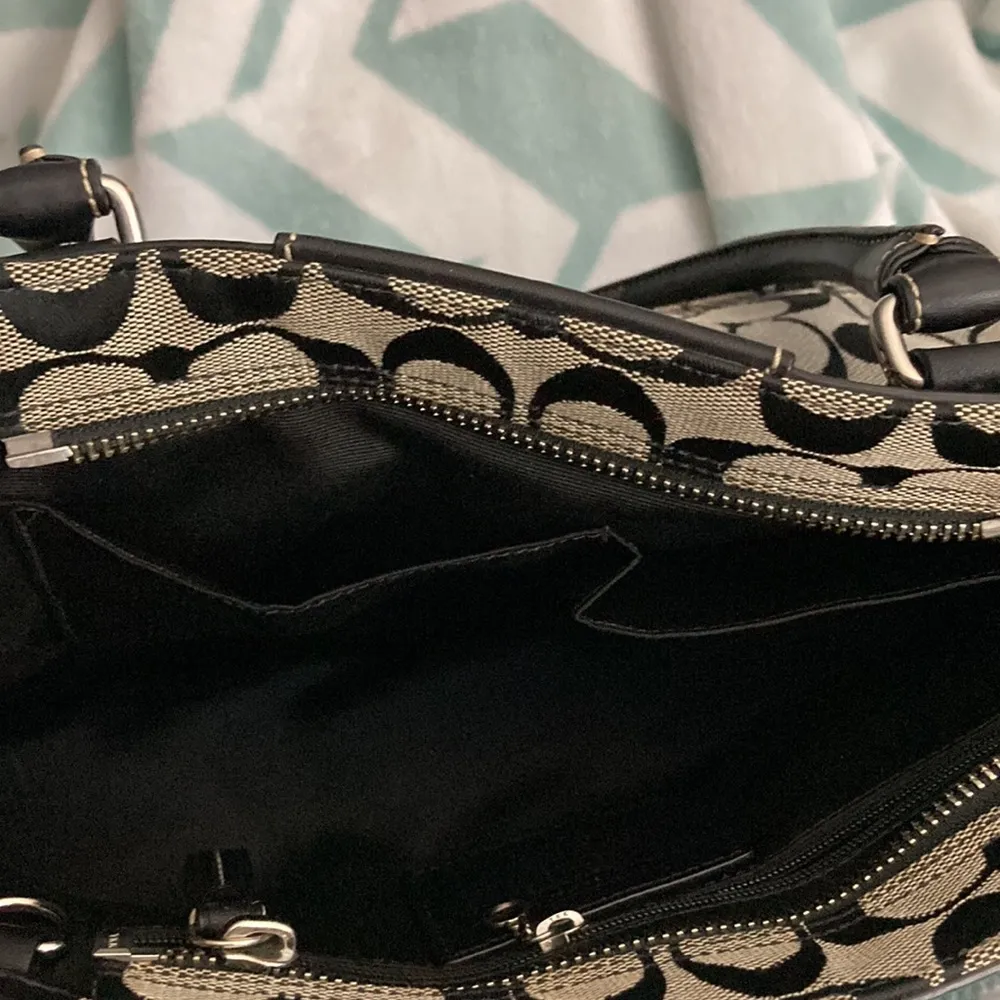 bag with leather trim and braiding. Great 12 1/2” L x 8 1/2” W x 8 1/2” D - Image 5