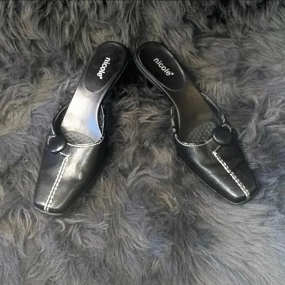 Nicole alpha black leather slip on block heels Size 8 - Image 2