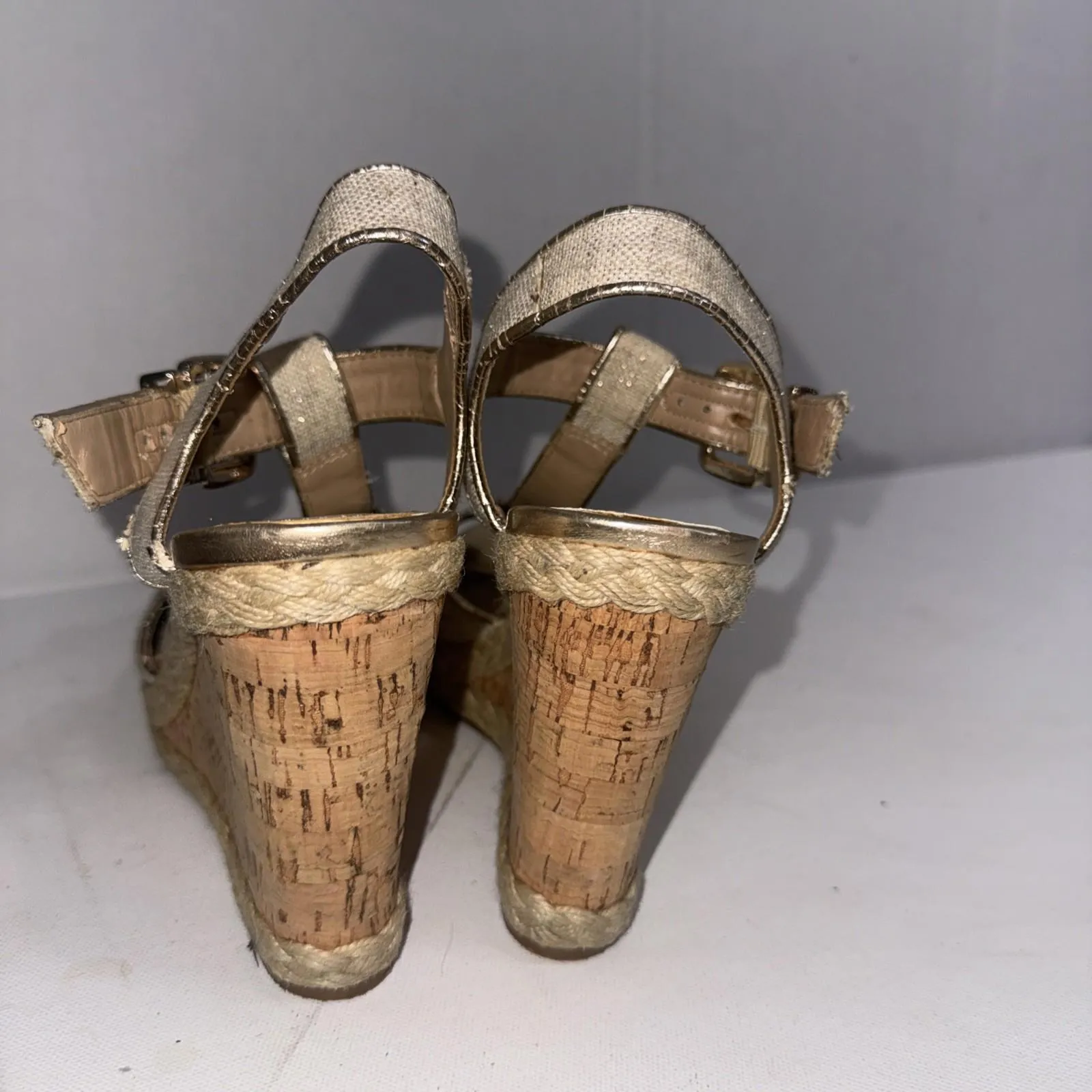 Antonio Melani Minimalist Espadrille Wedge Old Money Peep Toe Buckle Sandals 8.5 - Image 4