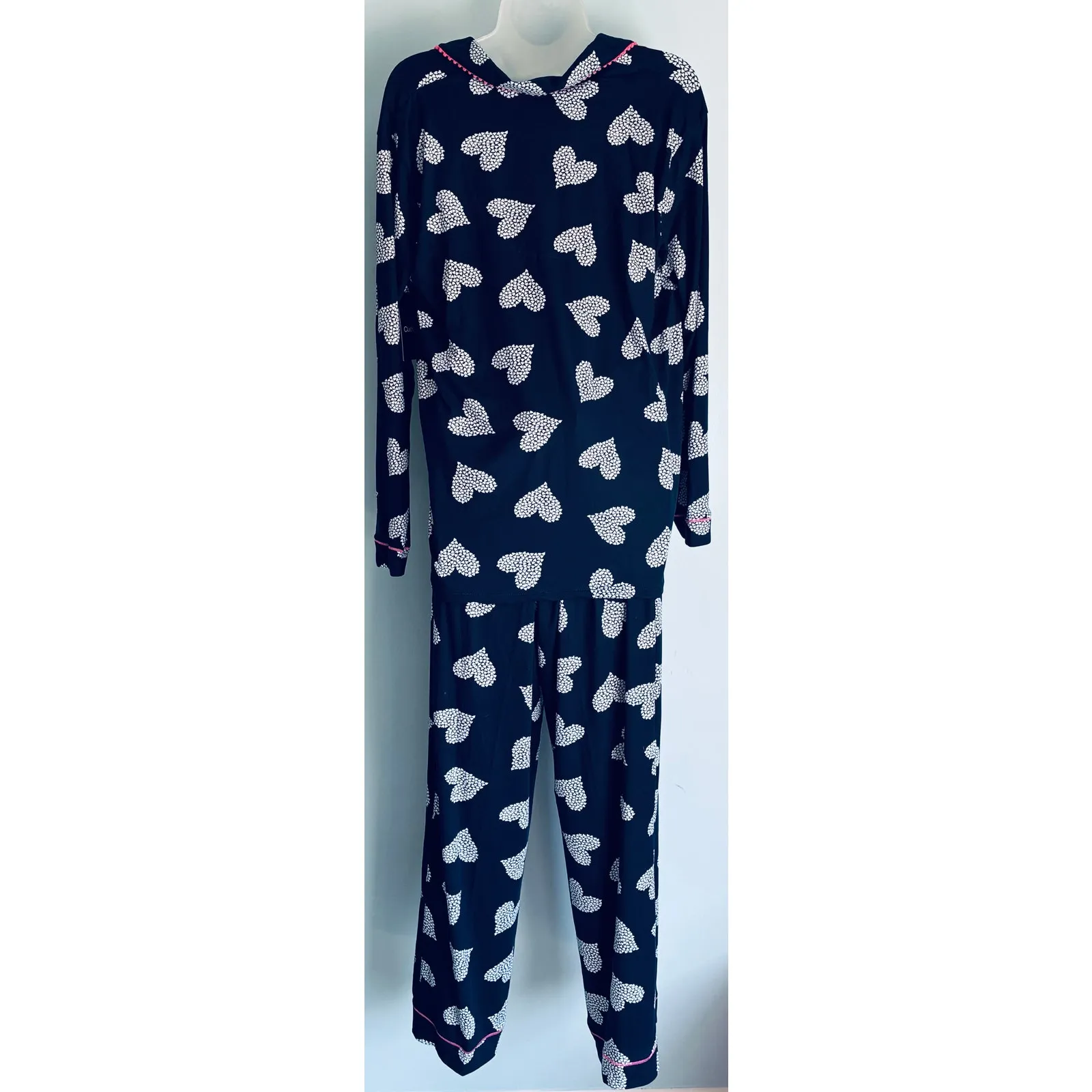 Cuddl Duds Pajama Set NWT Blue and White Hearts Medium - Image 6