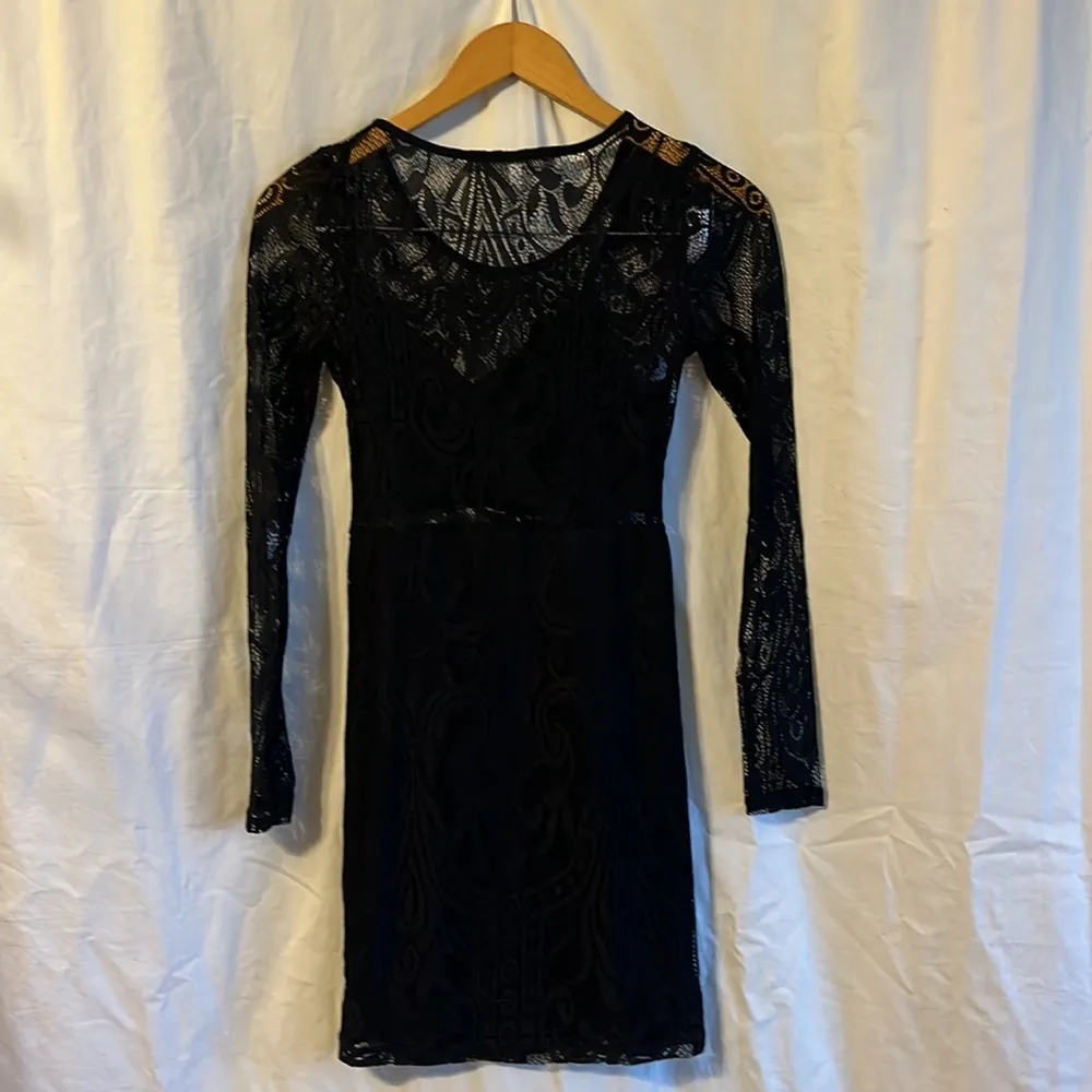 Lovers + Friends ‘Bad Girl’ Mini Long sleeve lace bodycon lined dress - Image 4