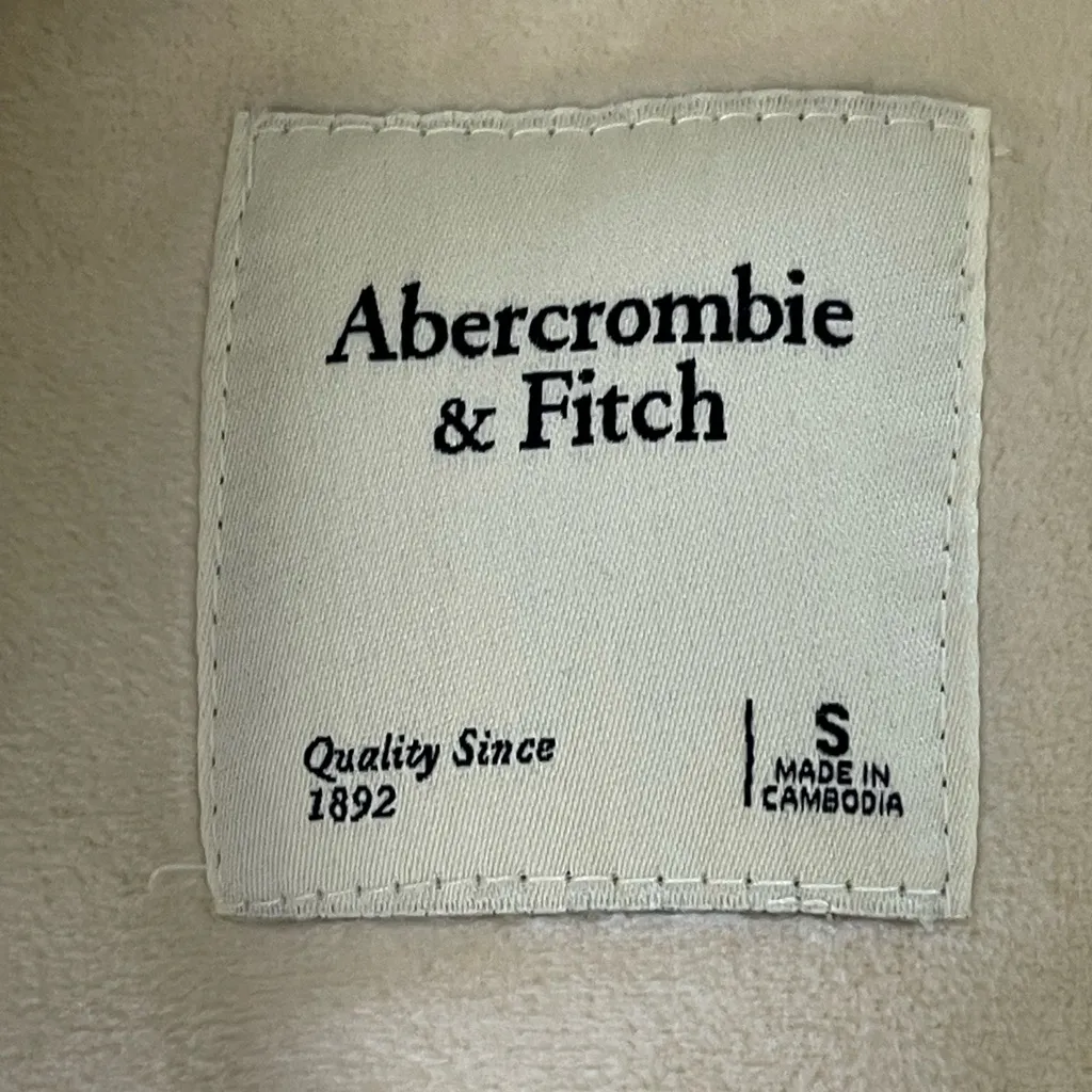 Abercrombie & Fitch Women’s Sherpa Shacket color Cream size Small - Image 8