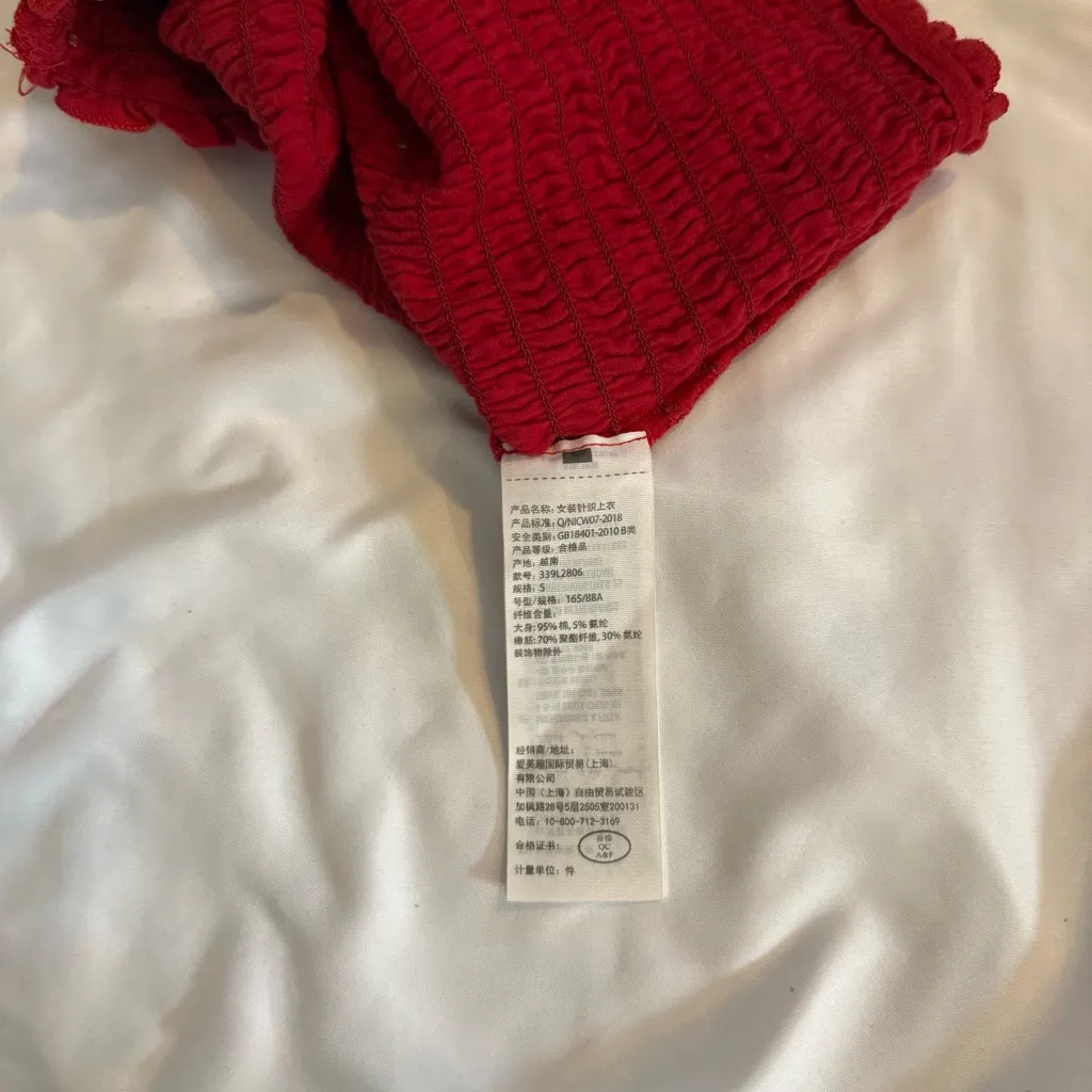 EUC Hollister Smocked Lettuce Edge Tube Top - Image 4