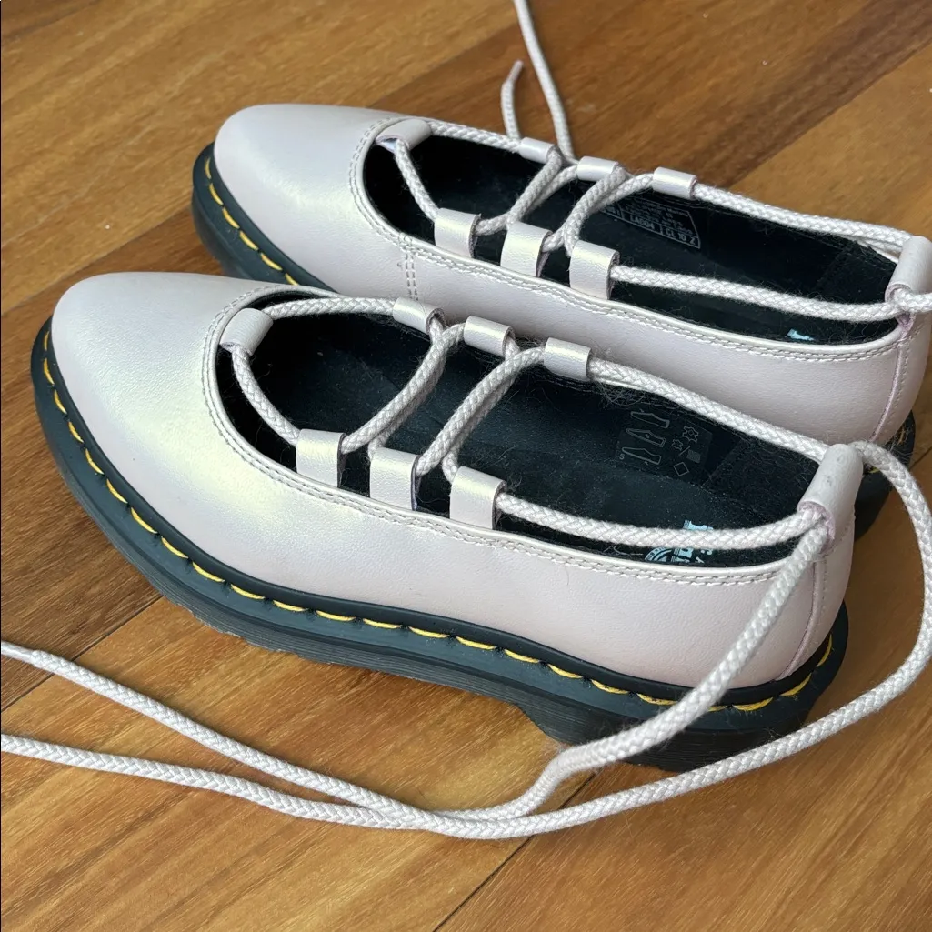 NWOT Dr Martens - Image 5