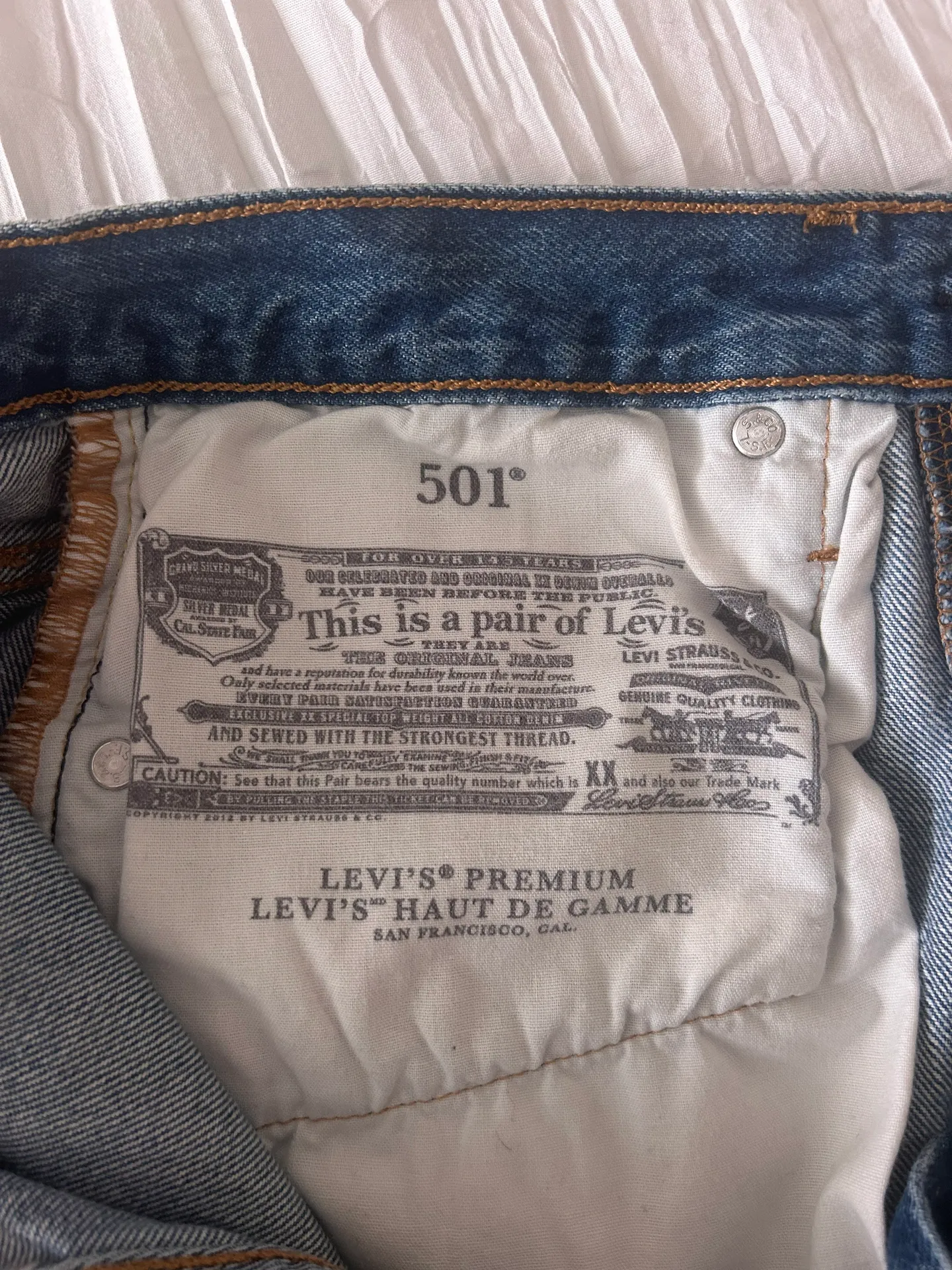 Levi’s 501 Shorts - Image 4