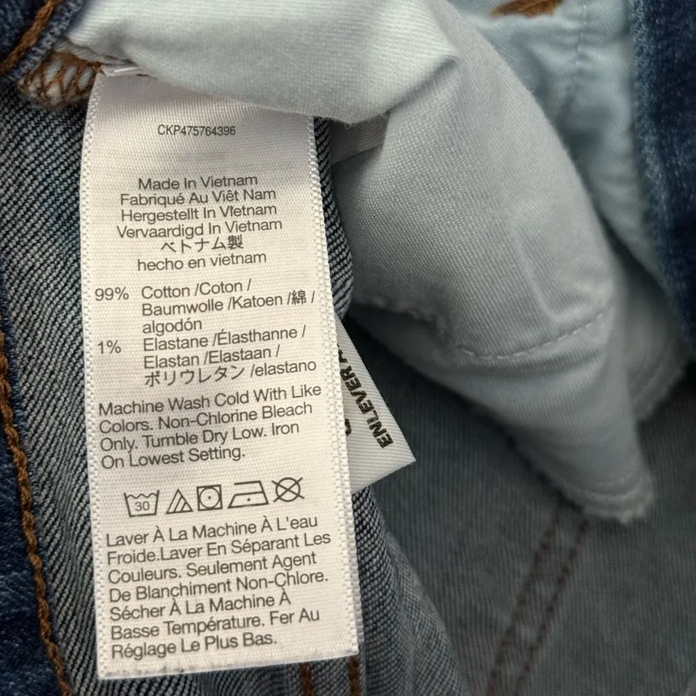 Madewell Mid-Rise Kick Out Jeans | Medium Blue Denim Arlen Wash | 23 - Image 8