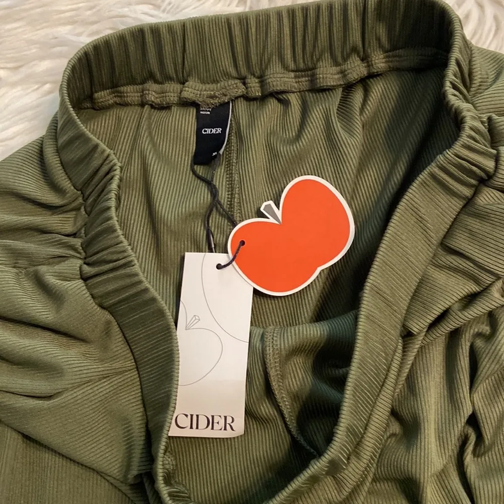 CIDER Pants size XL brand new two front pockets inseam 29” waist 32” elastic - Image 7