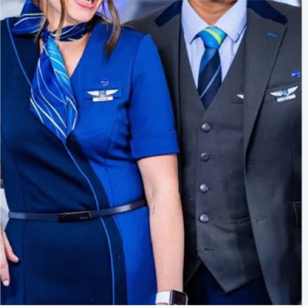 Alaska Airlines Luly Yang Dress Uniform Unisync Blue Short Sleeve Size 10 PT - Image 6