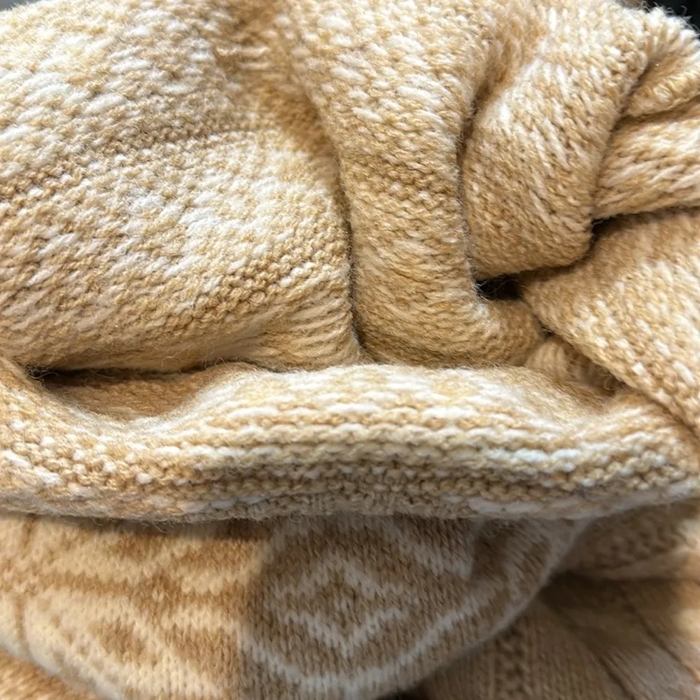 Vintage Tan White Snowflake Pattern Ribbed Braided Tight Knit Sweater Large - Image 14