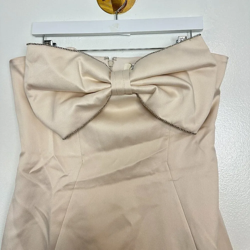 HOUSE OF CB Ariella Satin Crystal Embellished Bow Dress in Ivory Size Large - Image 7