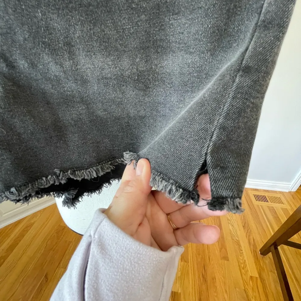 American Eagle highest rise 90's boyfriend short festival concert summer stretch - Image 7