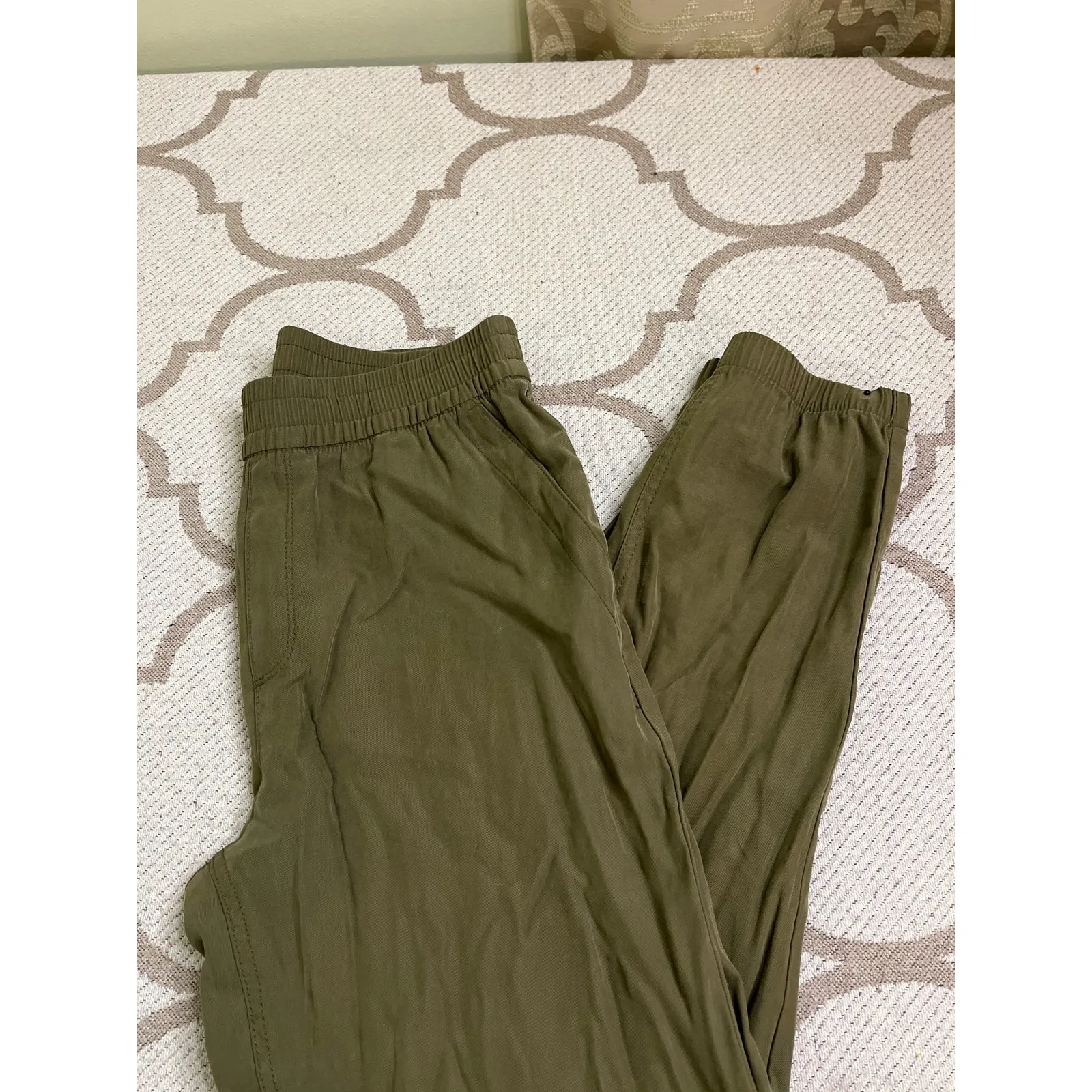 Old navy High-Waisted Twill Jogger Pants
 pull on, arboretum, size medium - Image 2