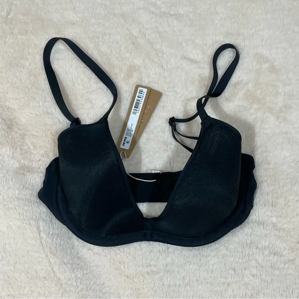 SKIMS  WEIGHTLESS SCOOP BRA SHADE ONYX SIZE 30B NWT - Image 4