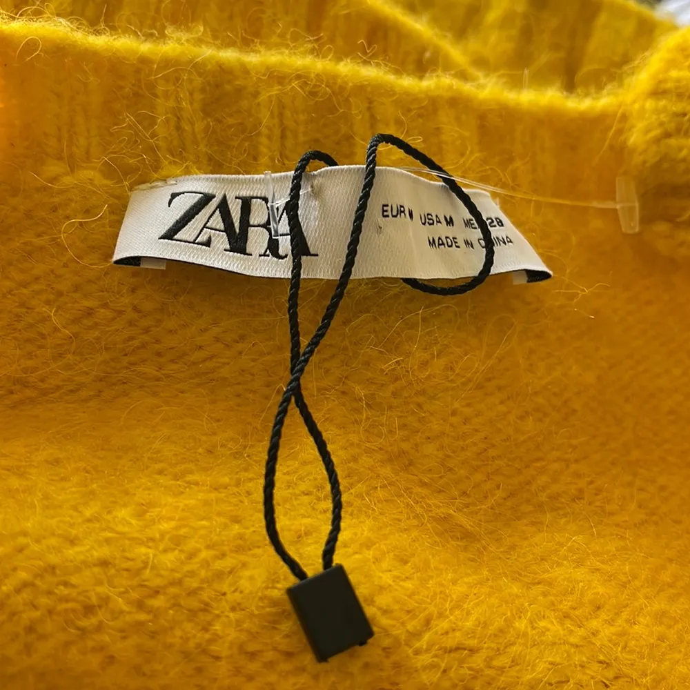 NWOT ZARA MARINO WOOL BLEND KNIT V NECK TOP YELLOW medium BLOGGERS FAV - Image 8