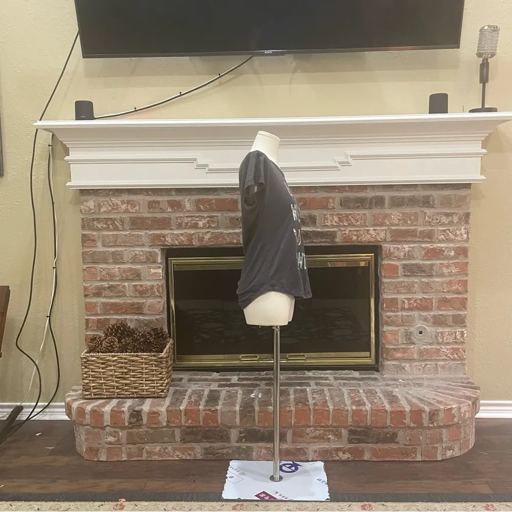 “Bloom Where You’re Planted” grey tee / XS / Excellent condition - Image 9