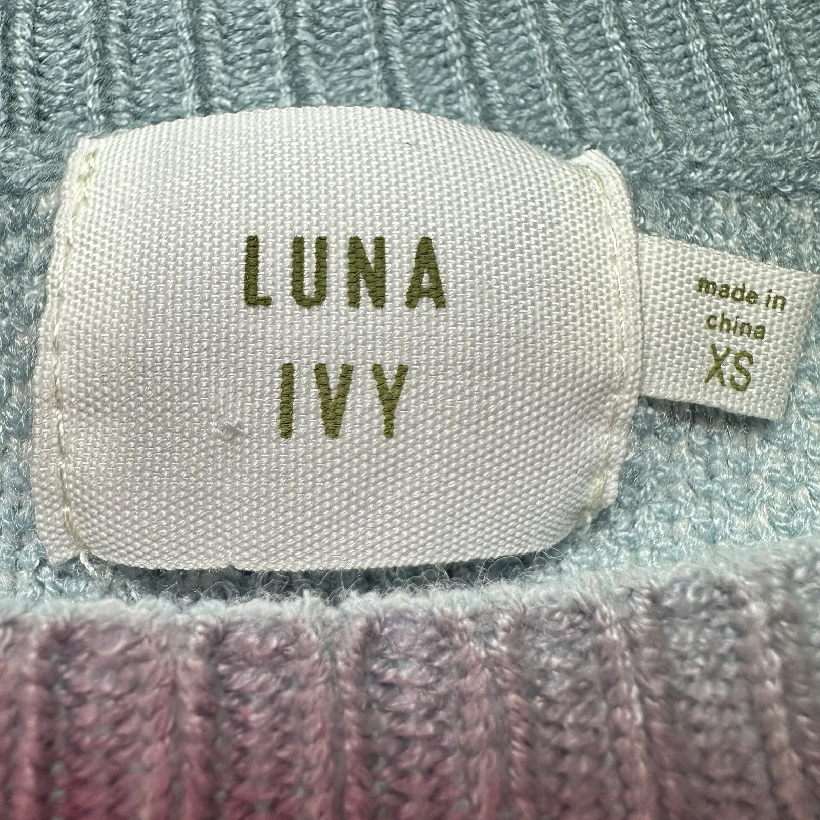 Luna Ivy Blue Daisy Flower Cropped Knit Sweater Women's XS Pullover Y2K Kawaii - Image 9