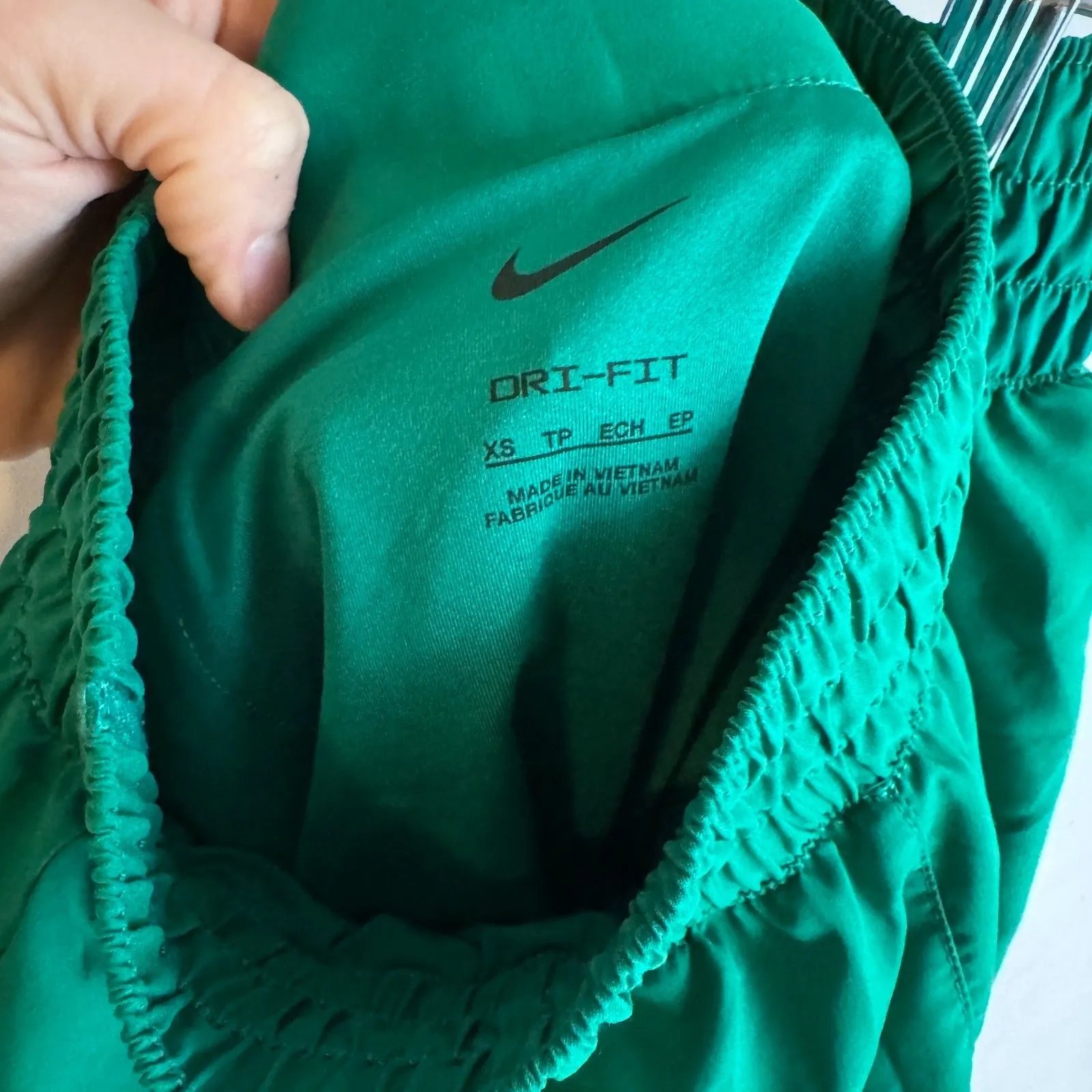 Womens XS Nike One Dri - Image 5