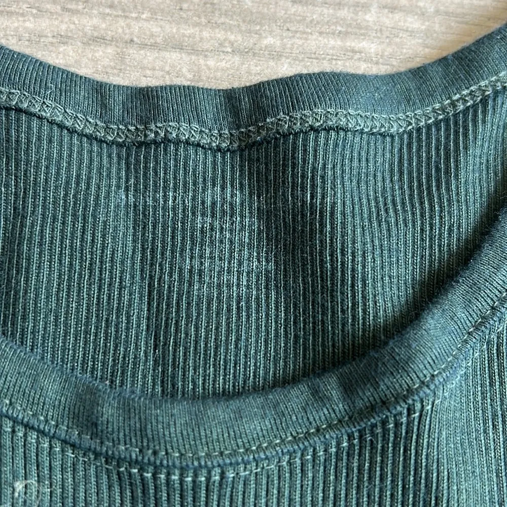 Brandy Melville ribbed tank top - Image 3