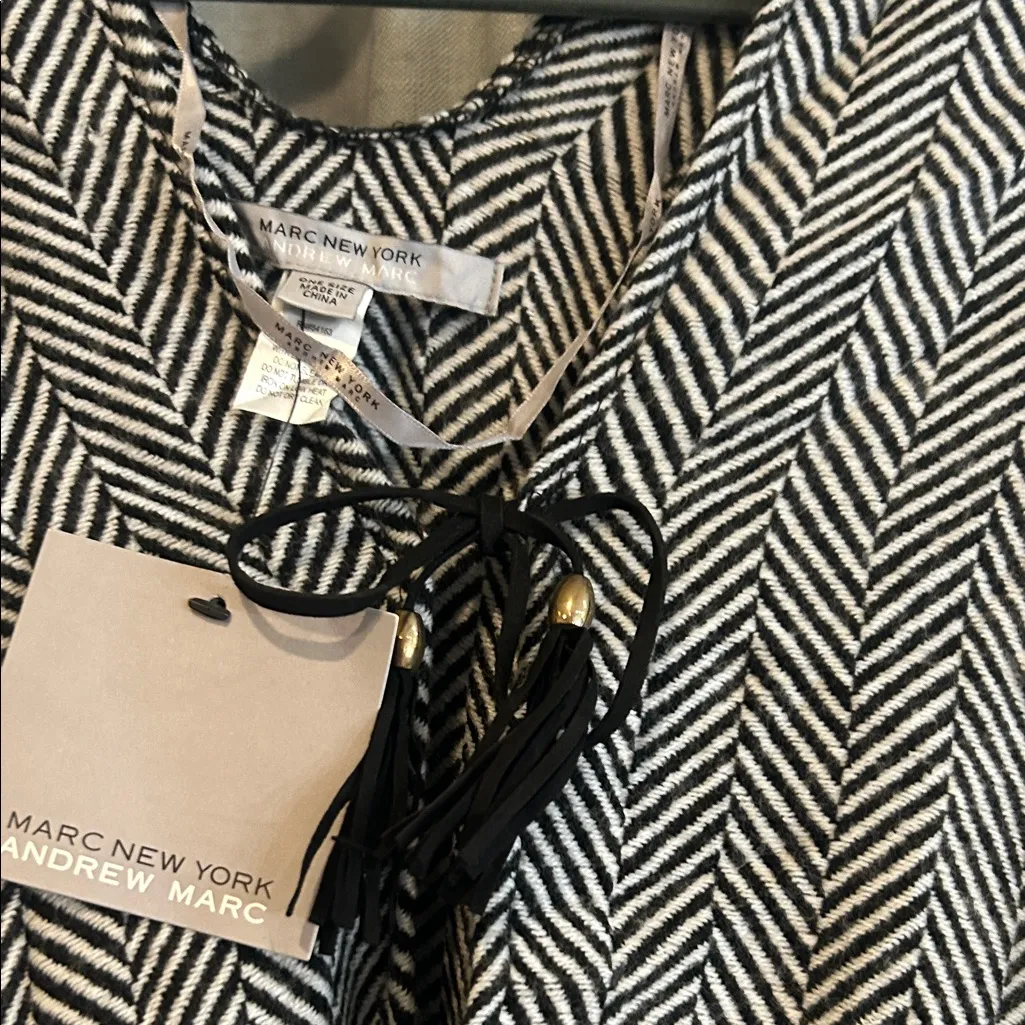 Marc New York Black and White Patterned Poncho - Image 6