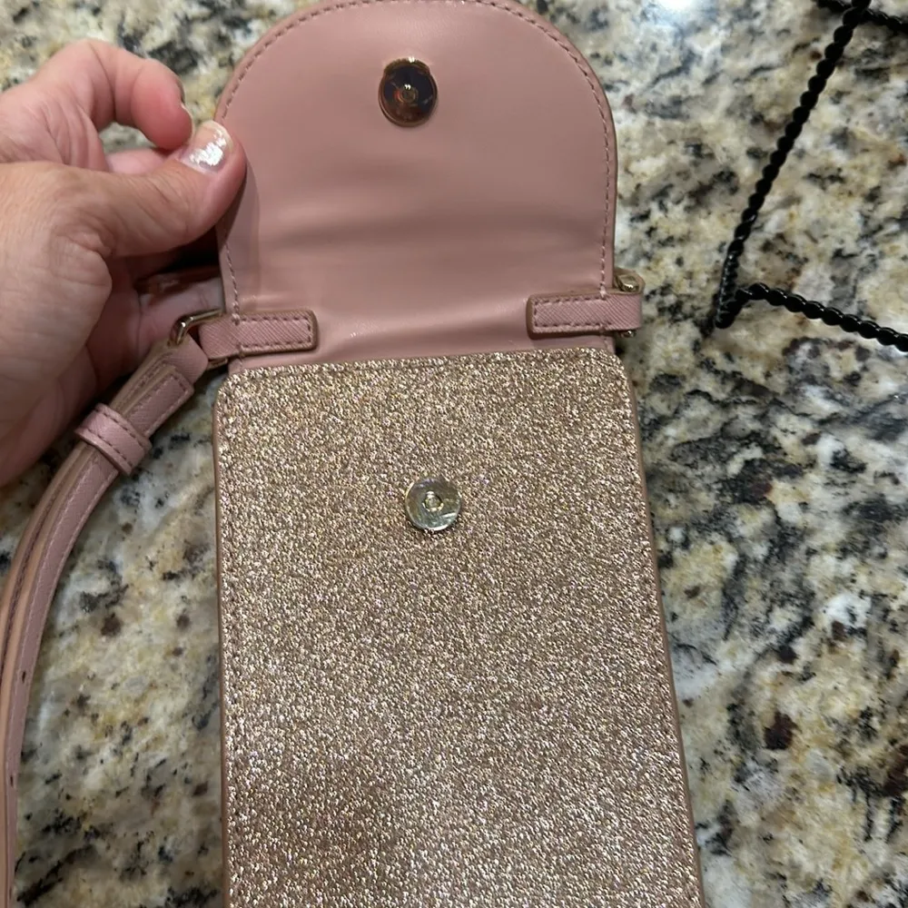 Kate Spade glitter crossbody cell phone purse - Image 5