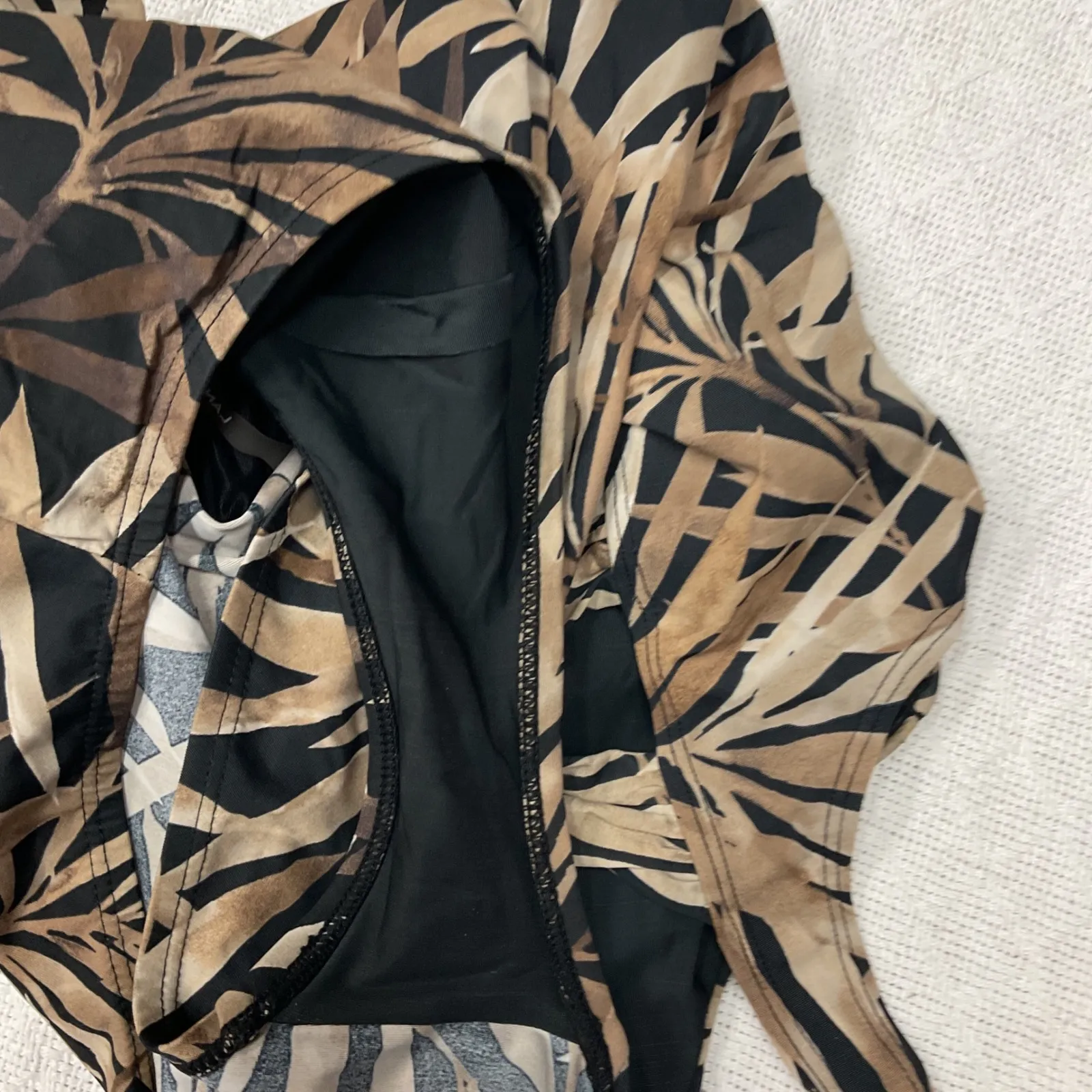 Land's End Tropical Palm‎ Print One Piece Swimsuit Size 16 Ruched Front - Image 8