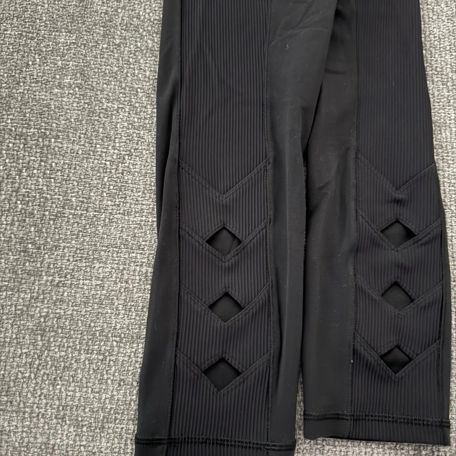 Athleta salutation 7/8 Black Leggings M-Tall - Image 7
