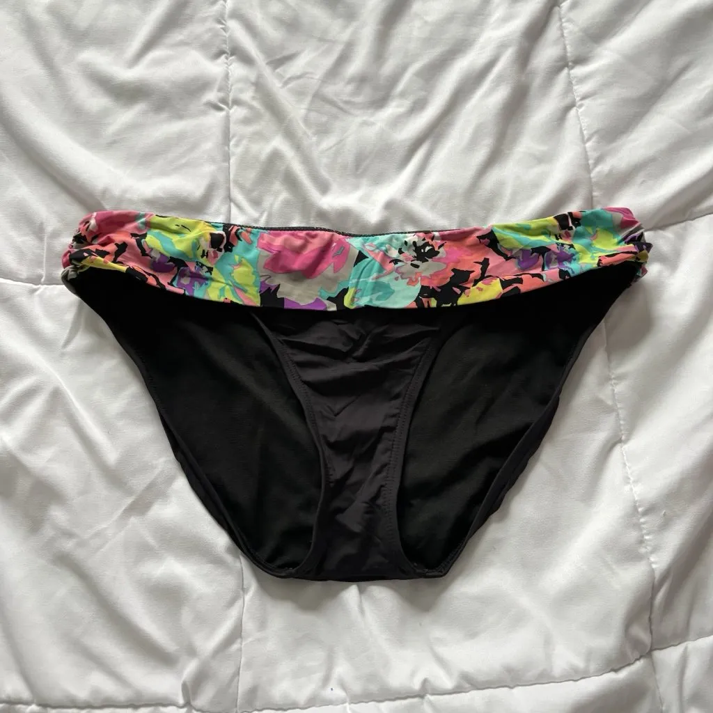 Kenneth Cole Reaction Womens Bikini Set Swimsuit Top Bottom Floral Summer Beach - Image 2