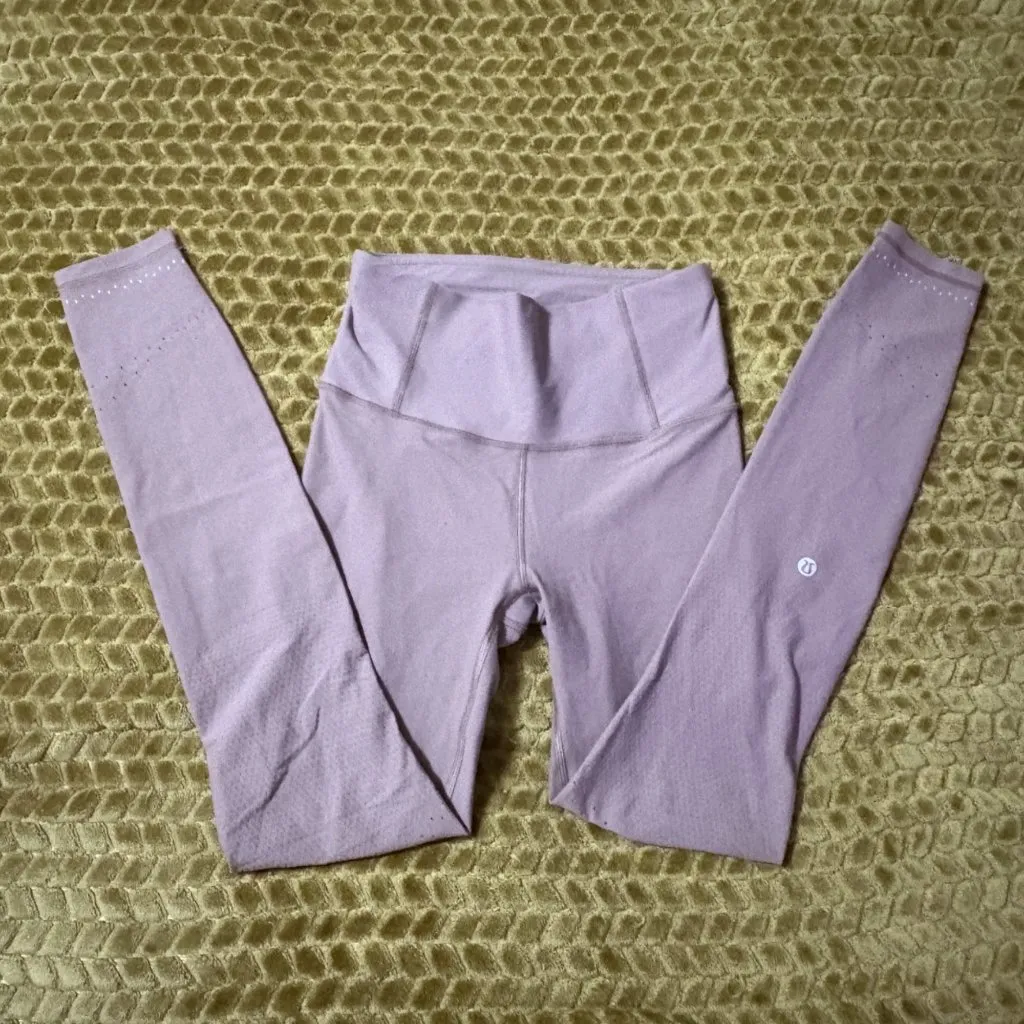 Lululemon In Focus Run Tight Mulberry SenseKnit™ High Rise Laser-Cut Leggings 6 - Image 4