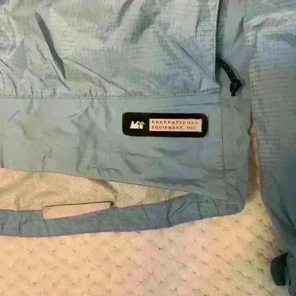 blue Raincoat sz M * flawed* hiking biking running camping outdoor canoeing - Image 4