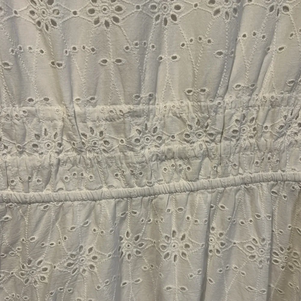 Nicole Miller New York Cotton Eyelet White Sleeveless A line Dress size small - Image 4