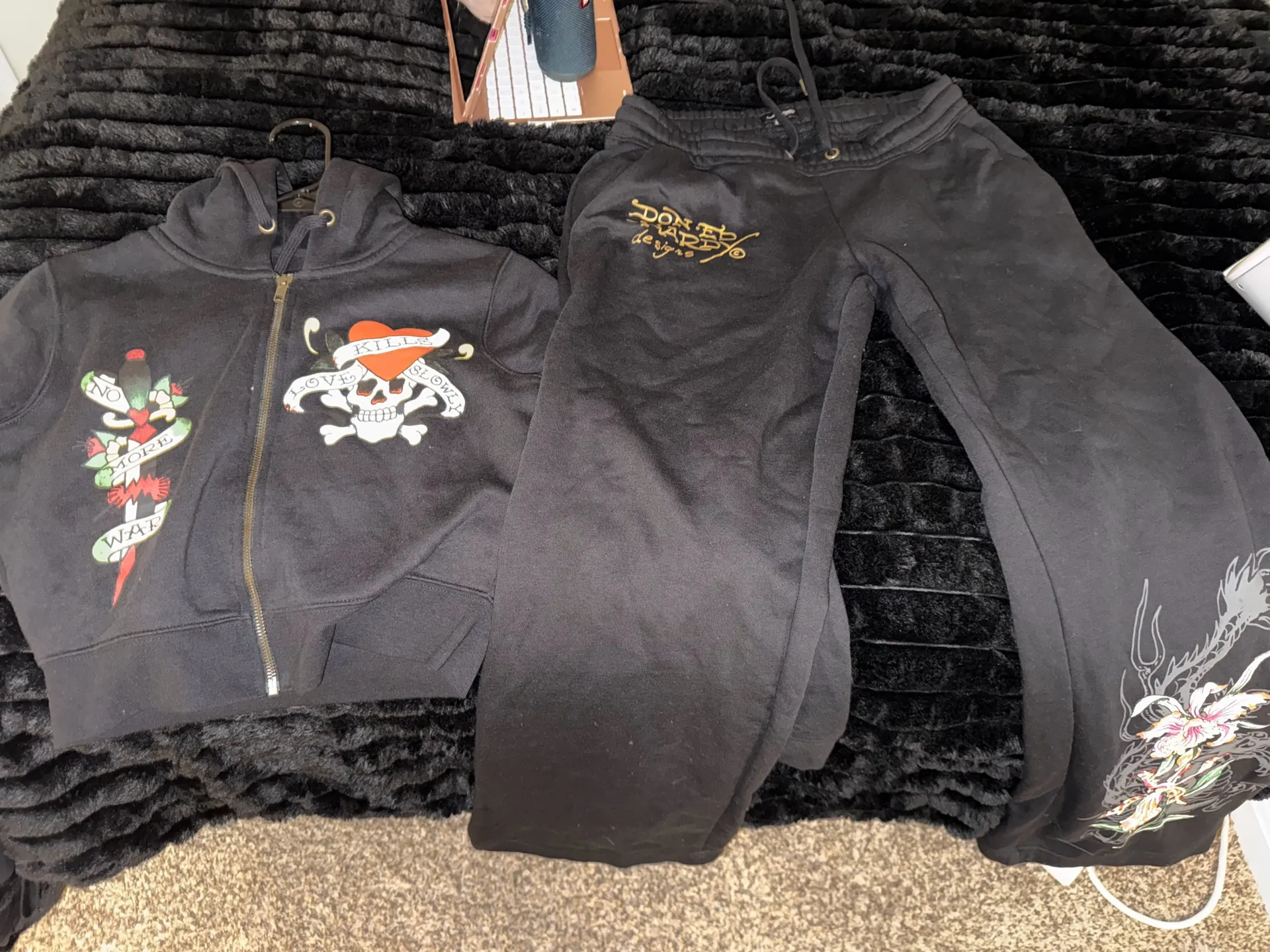 True Religion Set Two-Piece - Image 2