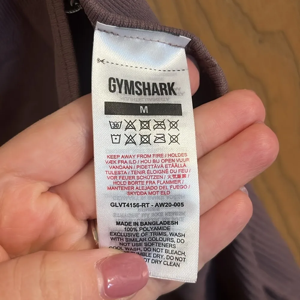 Studio Women’s Sleeveless Tank Top Medium - Image 4