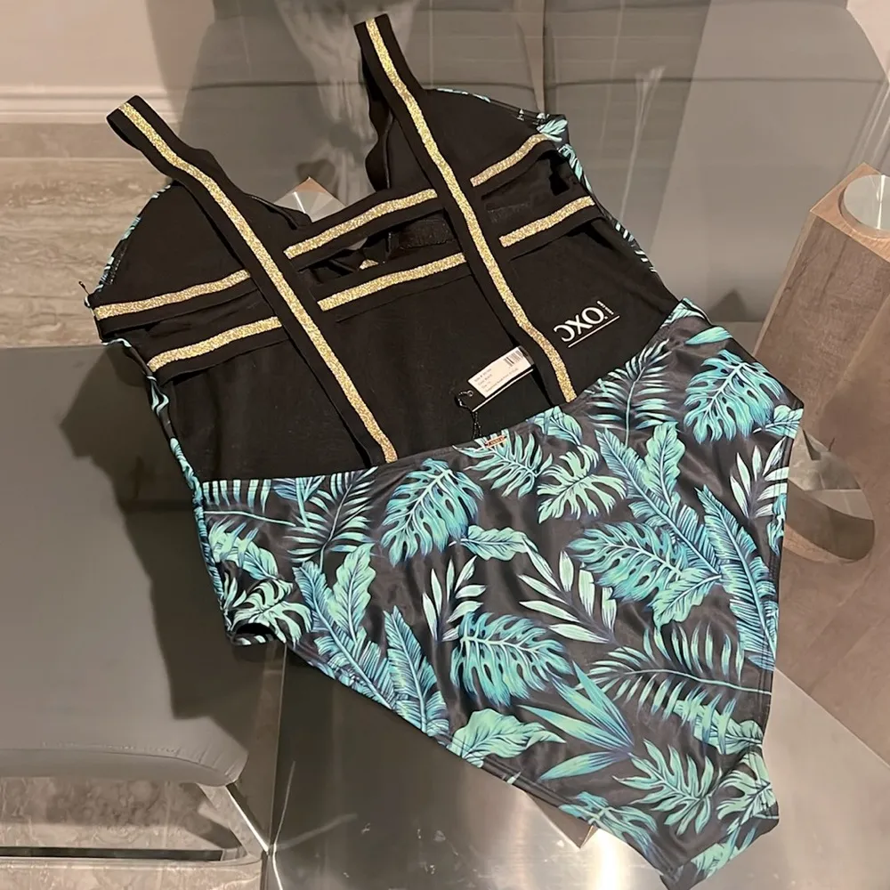 NWT XOXO Deep Plunge Cage Back With Sport Strap Swimsuit, Plus Size 1X New w/Tag - Image 6