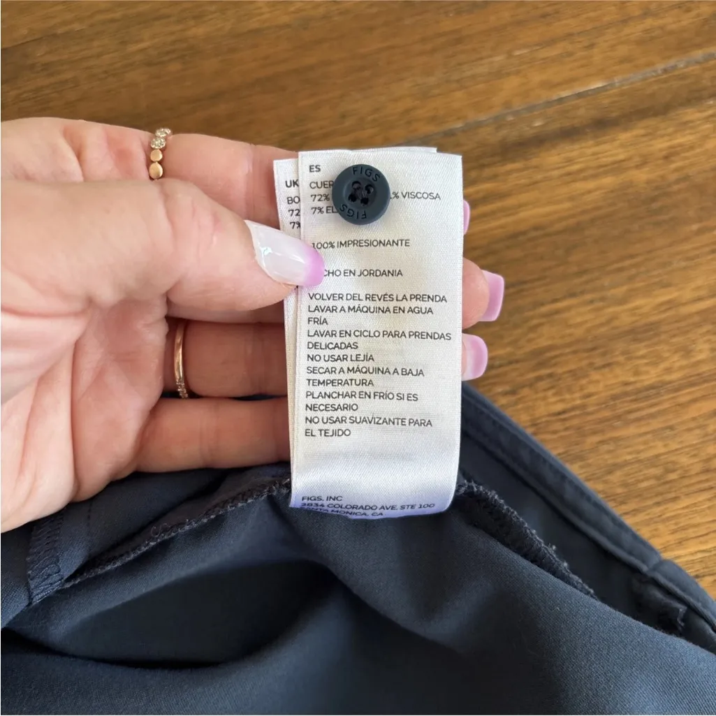 Figs Rafaela Scrub Top Womens XSmall Dark Harbor Color Oversized Nurse Medical - Image 13