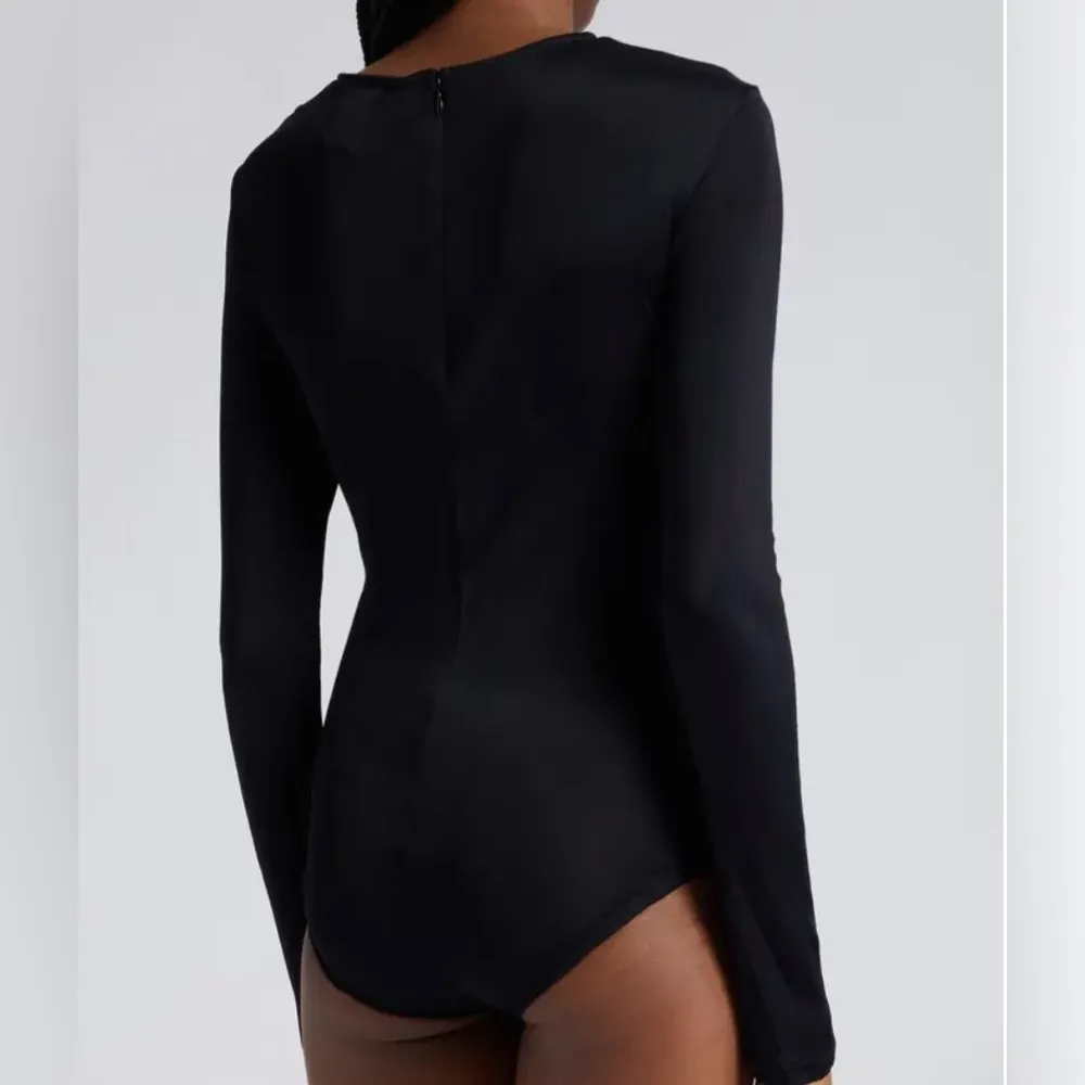 Cutout Bodysuit Black Size Medium NWT Knot Long Sleeve - Image 4