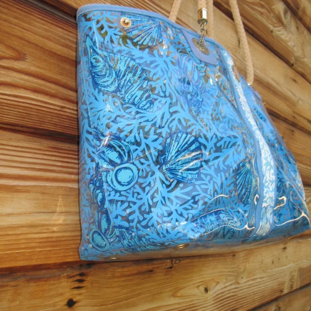 Lilly Pulitzer Large PVS Seashell Print Tote Beach Bag - Image 3